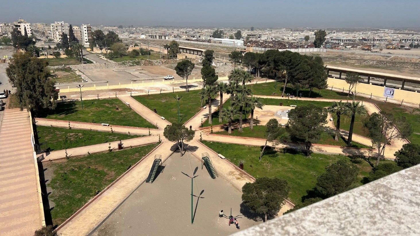 Photo of the reopened Al Thawrah Public Park after having been cleared from ERWs