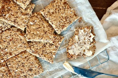 Surdejsknækbrød - opskrift - madspild - Camille Maja