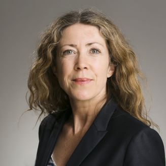 Portræt af Valgerdur Hvidt Larsen